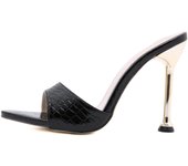 Overseas Suppliers  Women's Shoes Fashion High Heel Hot Sandals  Internet Hot Pointed High Heels
