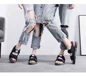 Nuevo verano versátil pareja adolescente zapatos de playa