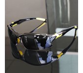 Gafas Polarizadas de la Marca COMAXSUN para Hombres y Mujeres - Ligero, Protección de Alta Calidad, Lentes TAC, Montura de PC, Estilo Casual Uso Profesional, Ocio Diario, Alta Calidad con Cómodo Almohadilla de Nariz de Goma, Elección Ideal para Regalos