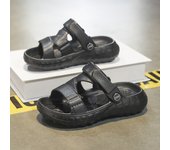 Children Outdoor anti-slip flip-flops and beach slippers