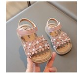 Sandalias florales para niñas, flores dulces de princesa con cuentas de perlas, moda 2025, nuevos zapatos de playa de verano para niños, dedos abiertos antideslizantes