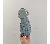 fashionable Women's summer flat sandals