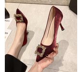 High Heels 2024 New French Girl's Mid-Heel Pointed Thin Documentary Satin Wine Red Heels