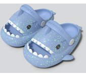 Tiburón de los niños zapatillas luminosas verano niños y niñas antideslizante suela suave de dibujos animados lindos niños zapatos de playa bebé agujero zapatos