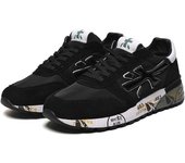 Casual canvas shoes