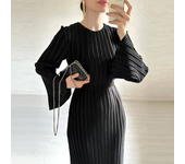 Women Summer Solid Tunics Pleats Maxi Dress For 2024 New Spring Fashion Bell Sleeves Festa Luxo Party Elegant Long Sleeve Dress
