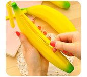 Novelty Funny Silicone Purses Multifunction Pencil Case Portable Yellow Banana Coin Purse Bag Wallet Key Bag Pouch