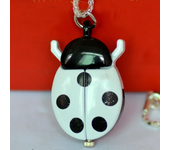 New Fashion Cute Small Golden Beetle Pocket Watchs With Chain Lightweight Necklace Pendant Clock Adult Children Ladybug Watch