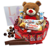 Tarta de Chocolate Kit Kat + Osito LOVE - Regalo Ideal para San Valentin. Kinder Bueno, Kinder Chocolate, Nutella, Happy Hippo - Tarta de 20 cms [IAMI]