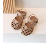Children's Toes Capped Sandals Girl's Knitted Hollow Princess Shoes 2024 Summer New Anti Kick Soft Sole Casual Walking Shoes