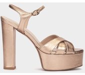 Pedro Miralles Sandalias de tacón de piel metalizada en color oro rosa modelo ZARAUTZ en tonos Metalizados. Hecho a mano en España.