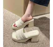Platform sandals summer new fashionable beach flip flops