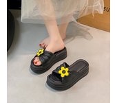 New EVA outer wear thick bottom heightening slippers women flip flops versatile fashion trendy platform flip flops