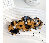 Sweet Pearls Flower Hair Claws Hairpin Headwear Acetate Hair Clip Geometry Hair Grab Female