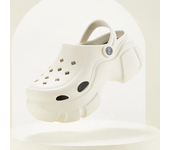 7CM Summer Clogs Outdoor Waterproof Platform Women Slippers Beach Slides Massage Beard Black Designer Sandals