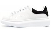 Pequeños zapatos blancos zapatos de muffin de suela gruesa de piel de vaca zapatos de tablero casuales para hombres versátiles