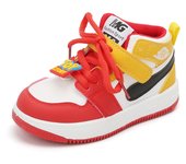 Zapatos deportivos para niños 2025 zapatos de tablero casuales para niños de primavera y otoño zapatos de baloncesto antideslizantes de alta parte superior para niñas zapatos de bebé de suela suave