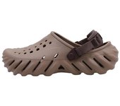 Crocs ECHO CLOG ZUECOS para Hombre en Color Beige