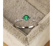 Light Luxury Style Cubic Zirconia Women's Ring in Europe and America Simple Fashion Temperament Ring