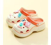 Stylish Summer Women's Clogs - Breathable, Lightweight Closed-Toe Sandals with Platform Heel for Indoor/Outdoor Comfort