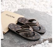 2025 Summer New Slippers Men's Beach Flip Flops Flip Flops Fashion Men's Sandals