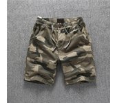 Nuevos pantalones cortos cargo de camuflaje, pantalones casuales sueltos, pantalones de cinco cuartos