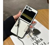 Luxury Korean 3D Love Heart Mirror Metal Bracelet White Simple Case for Galaxy Zflip5 5G Z Flip5 Flip5 Zflip5 Back Cover Funda