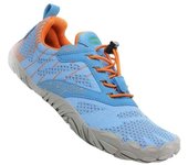 Zapatillas niño Saguaro Free I color azul cielo y naranja carpines deportivos barefoot para playa piscina o montaña calzado respetuoso de la marca Saguaro con cierre de elasticos muy comodos