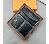 2024 New Vintage Purse Ladies Large Capacity d buckle Multi-card Multi-function triple Fold Handheld Bag 3-piece gift Box for the holidays