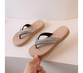 2024 Summer New Children Slippers with Rhinestone for Girls Fashion and Comfortable Holiday Style Flip Flop Cool Beach Shoes