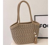 Trendy Sweet Woven Tote Bag Tassels Pendant Breathable Straw Handbag Polyester Beige Summer Beach Bag Female