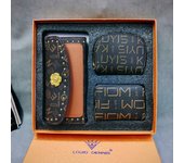 2024 New Vintage Purse Ladies Large Capacity d buckle Multi-card Multi-function triple Fold Handheld Bag 3-piece gift Box for the holidays