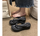 Thick Sole Wedges Flip Flops for Women 2025 Summer Non-slip Platform Sandals Woman Beach Slippers Girls Outdoor Flip Flops