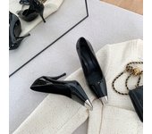Black square head metal back hollow one word strap high heels fine heeled sandals Rose same heels