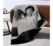 Kpop Singer Sofa Baby Blankets for Bed Fleece Blanket Furry Throw Throws Double Fluffy Soft Decorative Custom Blanket