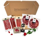 NICO - Pack Cena Ibérica  Romántica – La experiencia gourmet para enamorar. 2 unidades de 90 gramos (aprox.) de jamón de cebo ibér. 100 gde salchichón de bellota loncheado. 100 gde chorizo de bellota loncheado.  90 gde lomo de cebo ibérico,. Cuña de queso