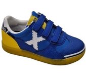 Zapatillas Deportivas Velcro Niños, Marca Munich, En Color Azul. Munich