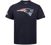 NOS NFL REGULAR TEE NEEPAT OSBWHI: Camiseta NFL Regular New England Patriots, en blanco y oscuro. Para los fanáticos del equipo que desean un diseño moderno y cómodo. ✅ Entrega 24/72h a España (península)