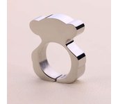 Anillo de acero inoxidable español con bonito oso.