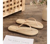 Summer new ladies flip flops imitation straw flat bottom outdoor beach flip flops Ladies's slippers