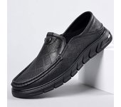 Zapatos casuales ahuecados de piel de oveja zapatos de suela suave de los hombres zapatos de los hombres de verano de un pedal de cuero genuino papá agujero zapatos de cuero transpirable hombres
