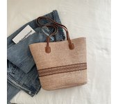 Lace woven straw bag Large capacity simple shoulder bag Seaside beach commuter Tote bag