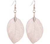 Pendiente de hoja: una forma de hoja agradable para la piel para mujeres