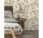 Muestra DIN A4 de Papel pintado vinílico ecológico tropical de hojas de palmera y platanero beige - Palm Beach 679748 de GAULAN