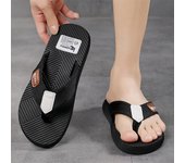 Men Summer High Quality Flip Flops Men Beach Slippers Fashion Outdoor Flip Flops Casual Breathable Slippers for Men New Sandals