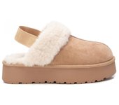 Zuecos mujer XTI 143488 03 ZUECO ANTELINA BORREGUILLO BEIGE 33908 24I