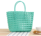 Women's Shopping Basket PVC Woven Hand Bag Carrying Colorful Waterproof Beach Bag Plastic Storage Basket Daily Necessities Bags