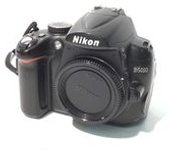 CAMARA DIGITAL REFLEX NIKON D5000