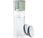 BRITA Botella filtrante de agua modelo VITAL Verde Claro (600 ml) con 2 filtros MicroDisc, para hidratarse en cualquier lugar, elimina cloro, impurezas, hormonas y preserva minerales.