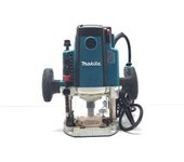 FRESADORA MAKITA RP2303FC